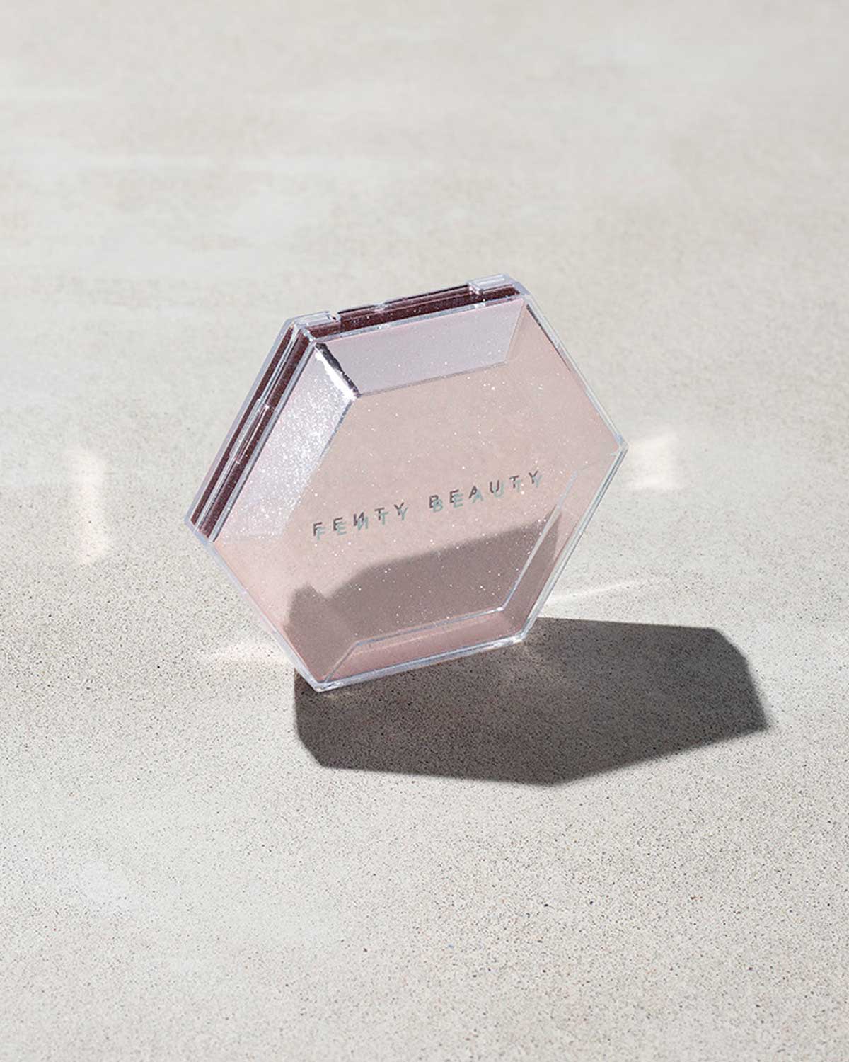 DIAMOND BOMB ALL-OVER DIAMOND VEIL - fenty glowup