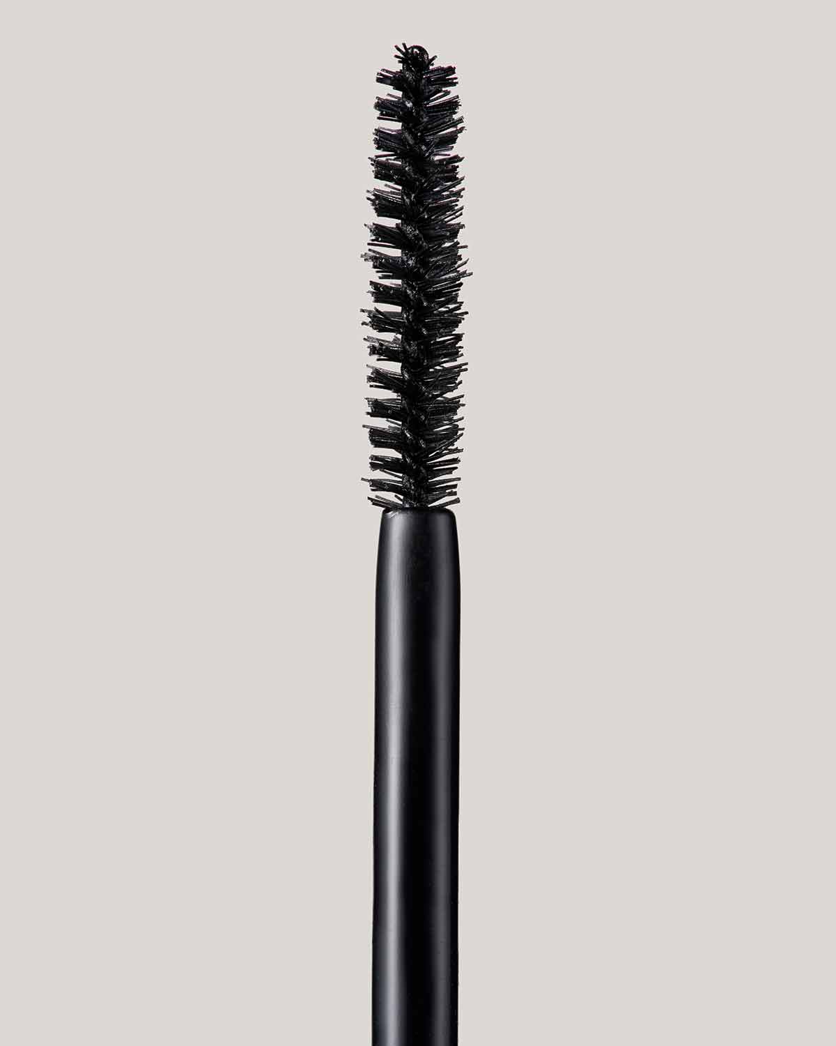 Full Frontal Volume, Lift & Curl Mascara — Cuz I'm Black - fenty glowup