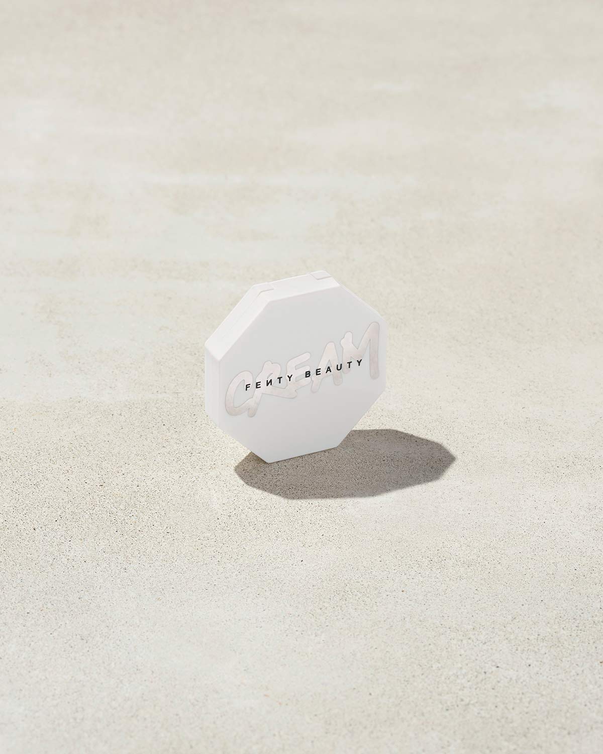 CHEEKS OUT FREESTYLE CREAM BLUSH - fenty glowup