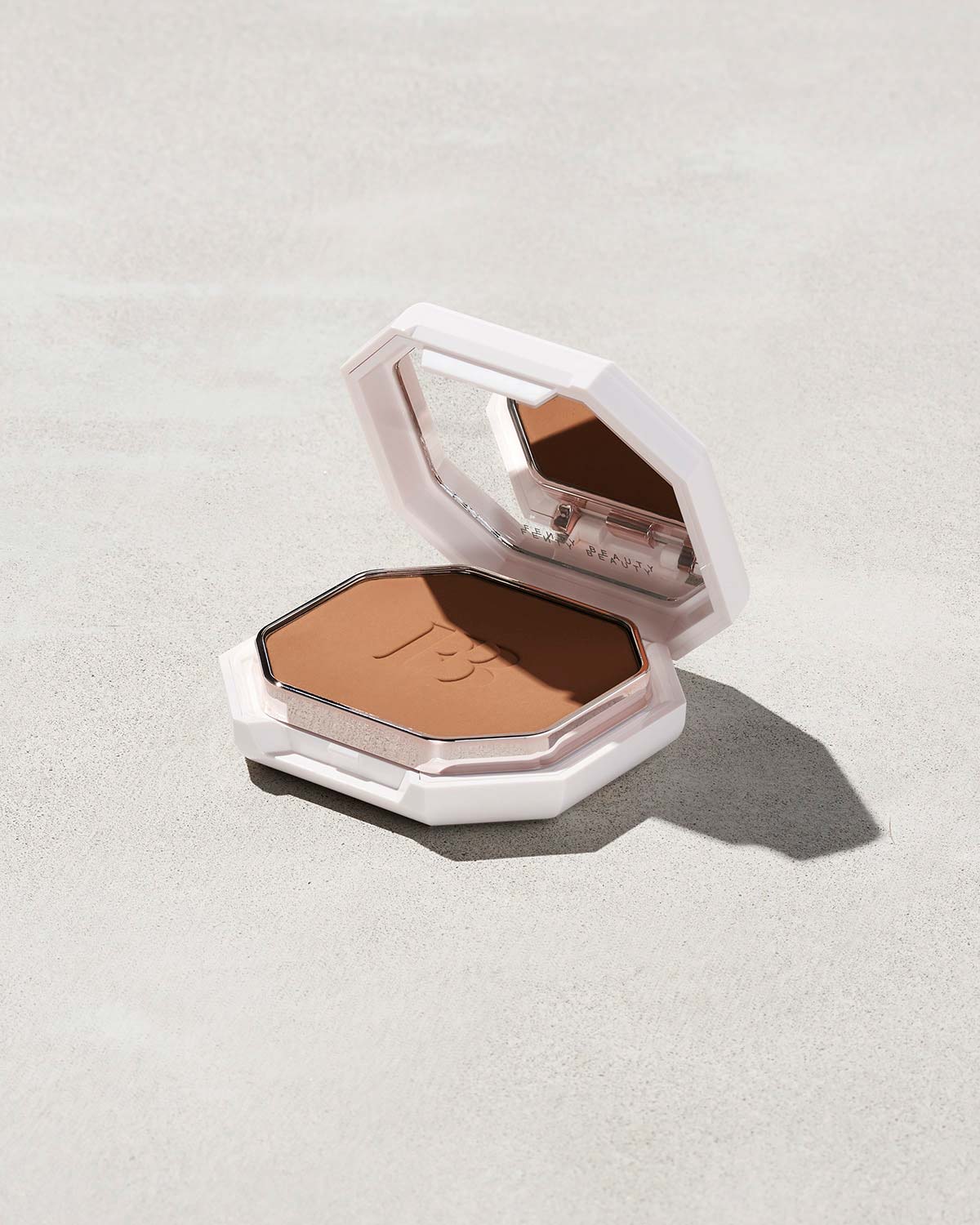 PRO FILT'R SOFT MATTE POWDER FOUNDATION - fenty glowup