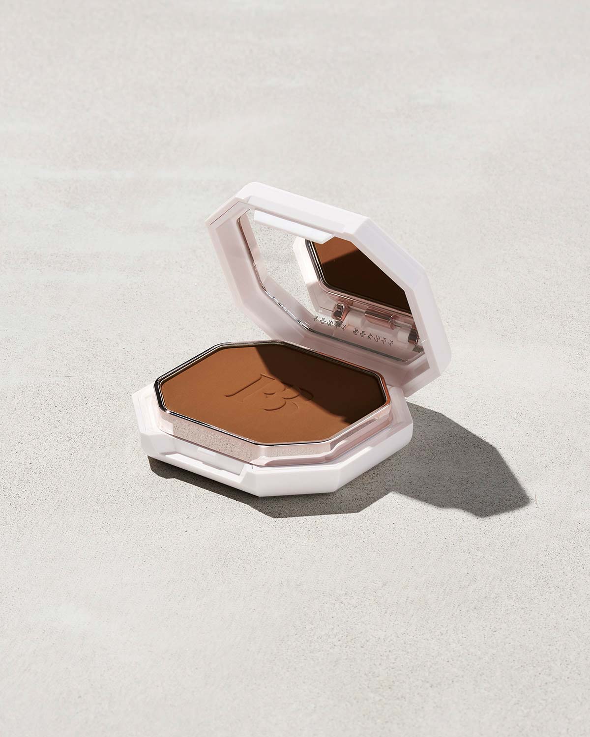 PRO FILT'R SOFT MATTE POWDER FOUNDATION - fenty glowup