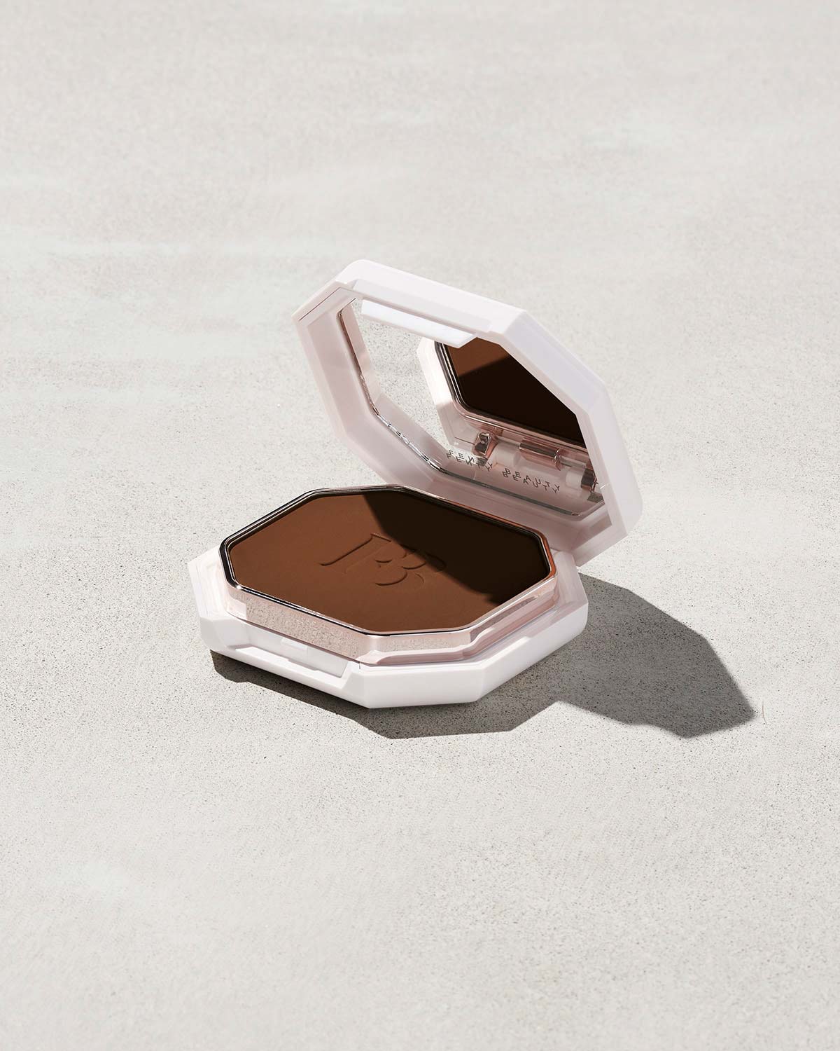 PRO FILT'R SOFT MATTE POWDER FOUNDATION - fenty glowup