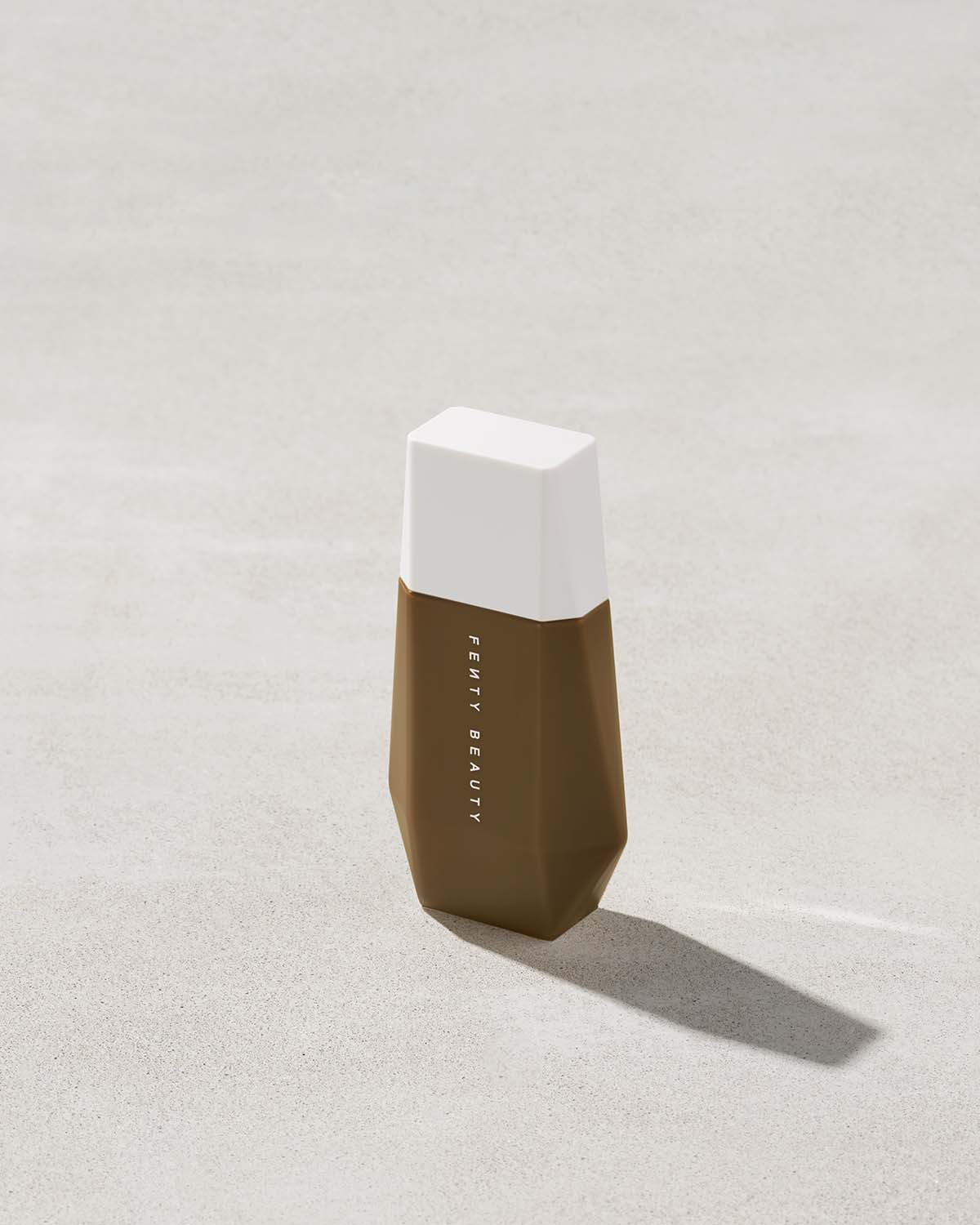 EAZE DROP BLURRING SKIN TINT - fenty glowup