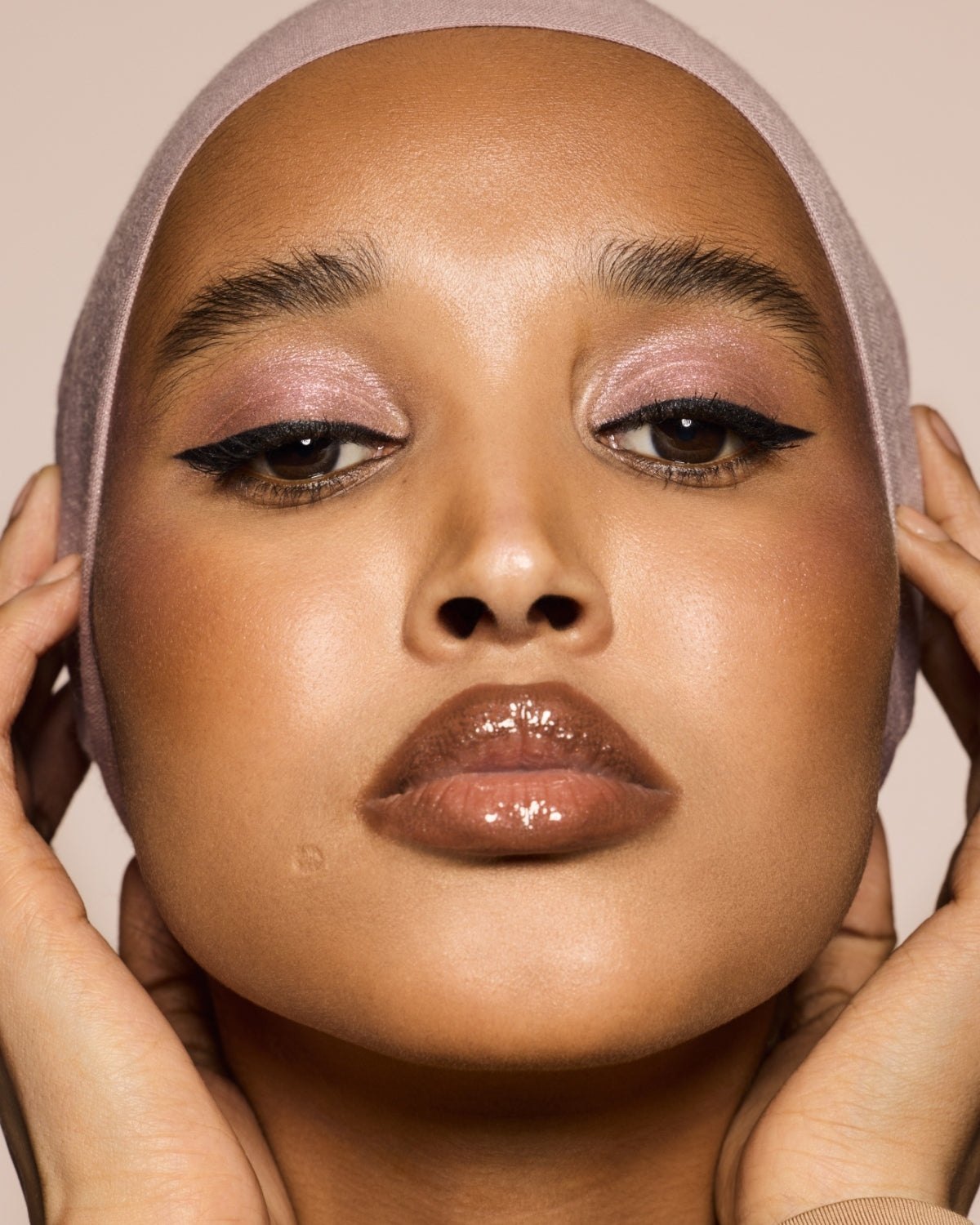 Flypencil Longwear Pencil Eyeliner - fenty glowup