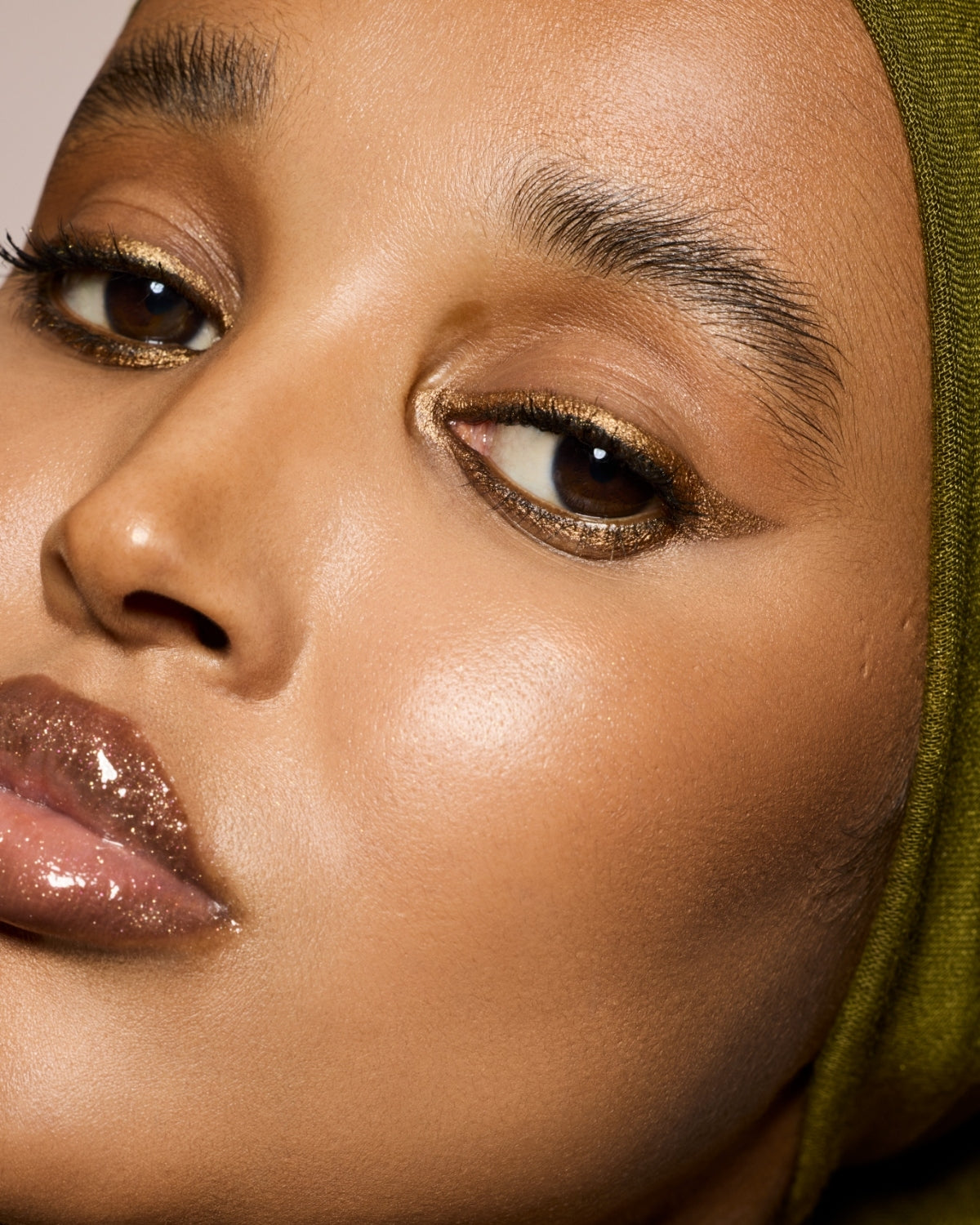 Flypencil Longwear Pencil Eyeliner - fenty glowup