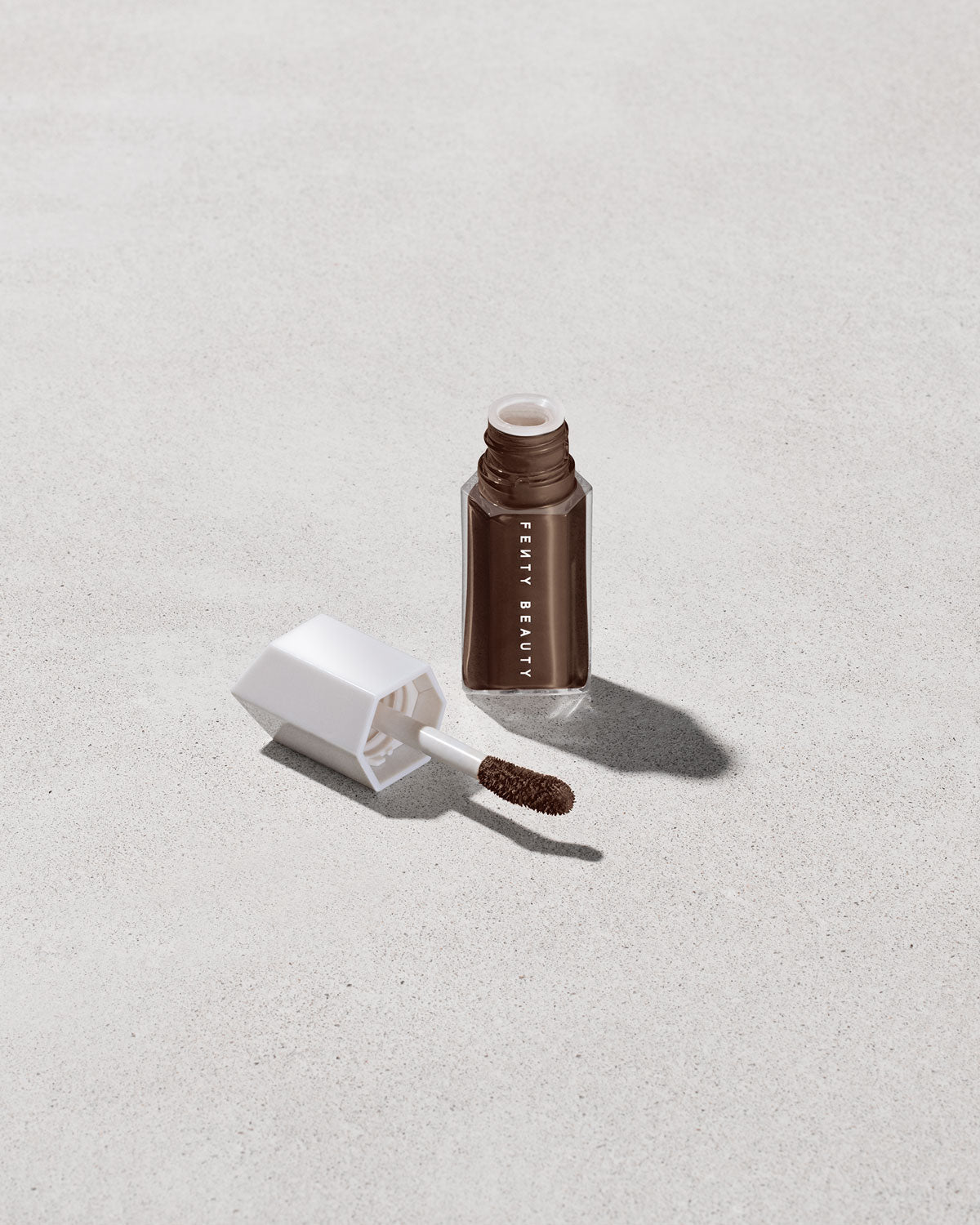 WE'RE EVEN HYDRATING LONGWEAR CONCEALER - fenty glowup