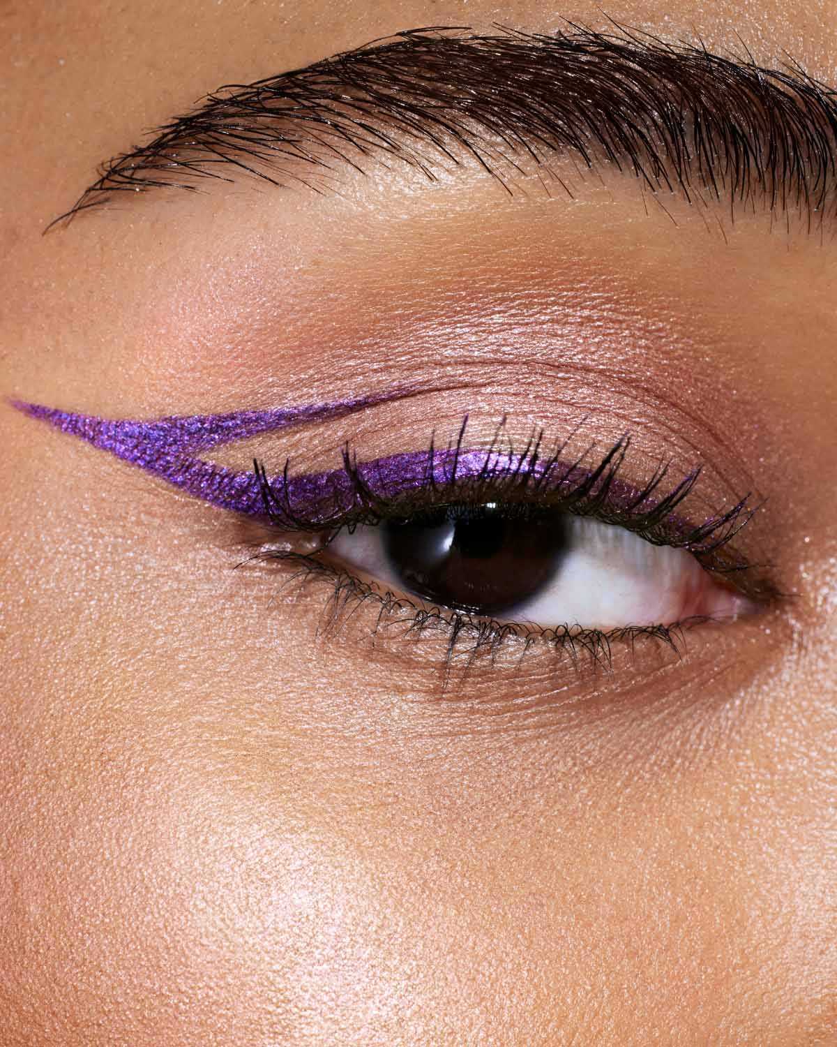 Glitty Lid Shimmer Liquid Eyeliner - fenty glowup