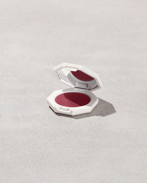 Fenty Beauty Cheeks Out Freestyle Cream Blush