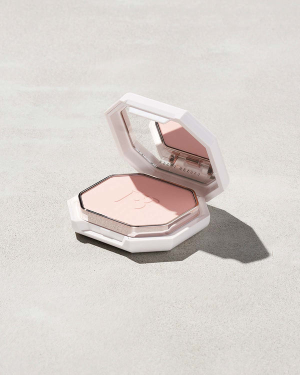 Fenty Beauty Pro Filt’r Soft Matte Powder Foundation