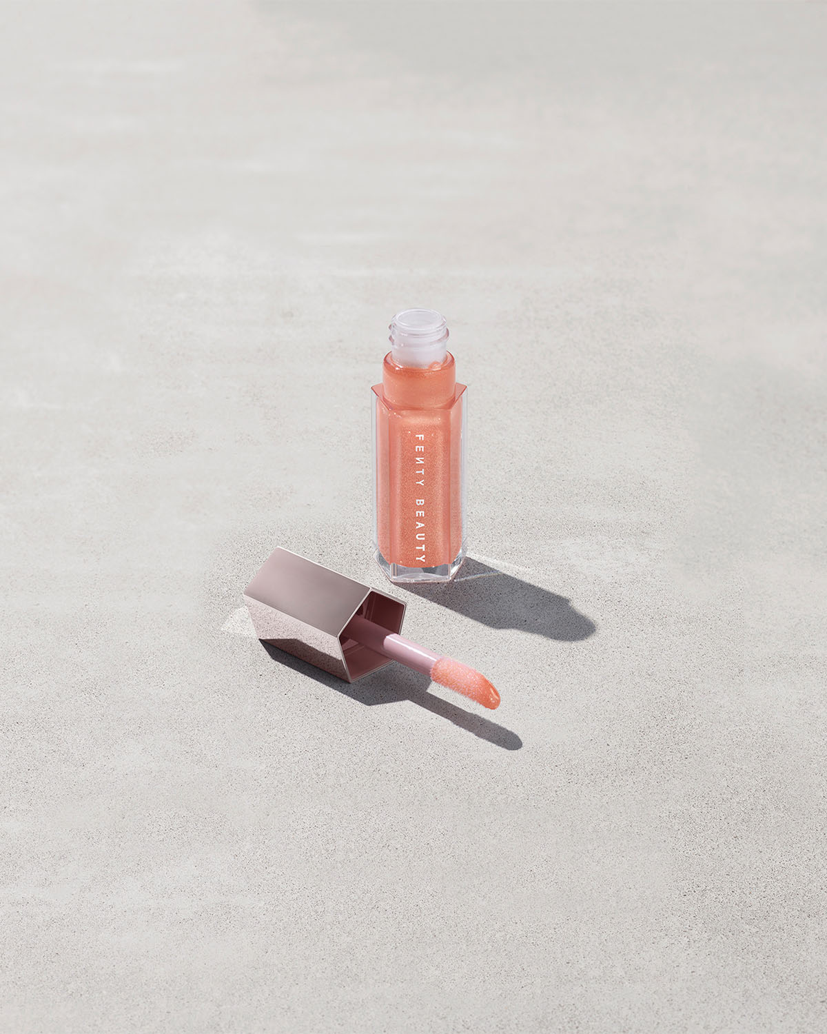 Gloss Bomb Universal Lip Luminizer - fenty glowup Diamond Milk Fenty Beauty Lip Gloss
