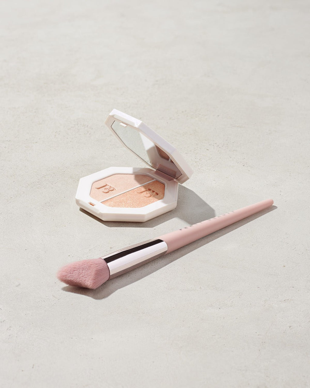 Killawatt Freestyle Highlighter - fenty glowup RUBY RICHEZ Fenty Beauty Highlighters & Luminizers