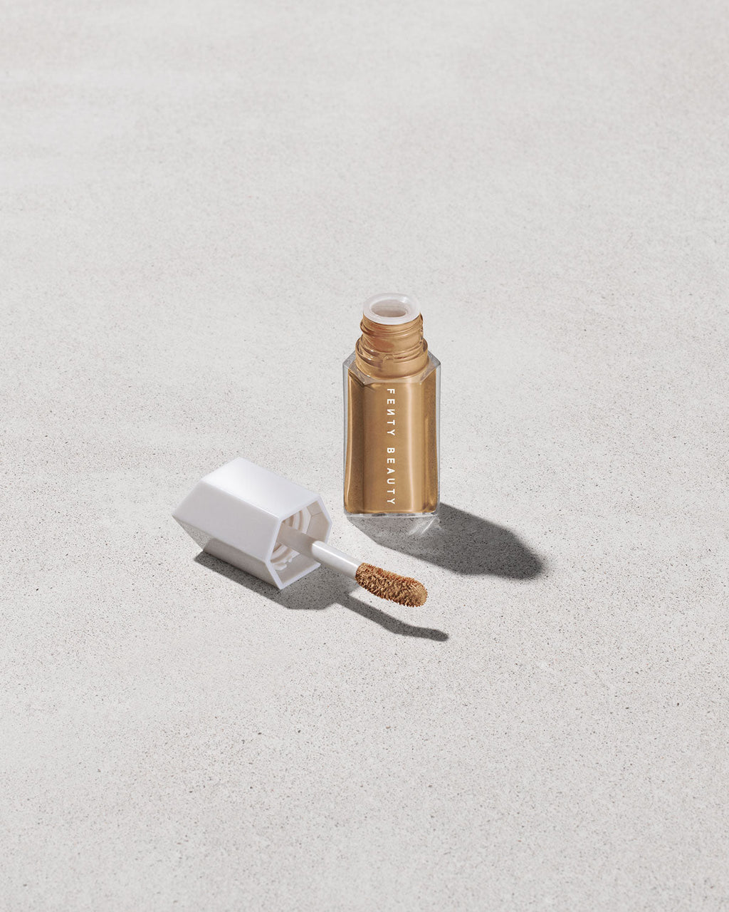 WE'RE EVEN HYDRATING LONGWEAR CONCEALER - fenty glowup