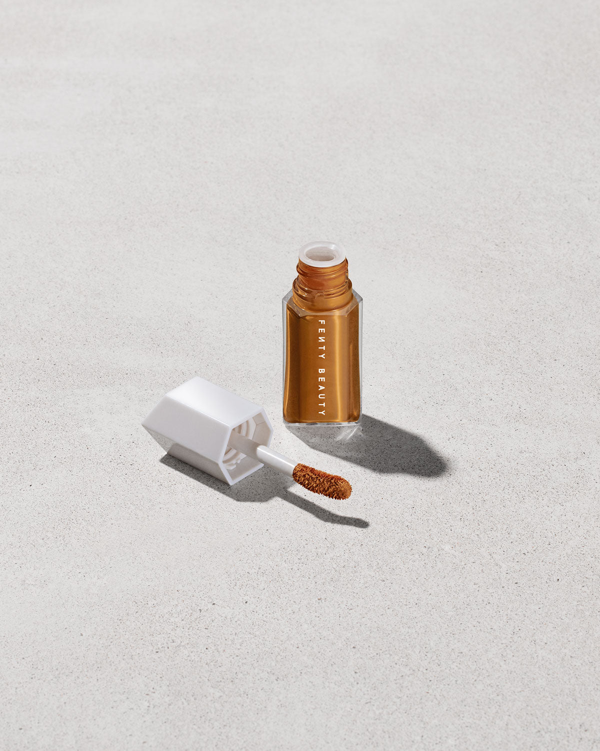 WE'RE EVEN HYDRATING LONGWEAR CONCEALER - fenty glowup