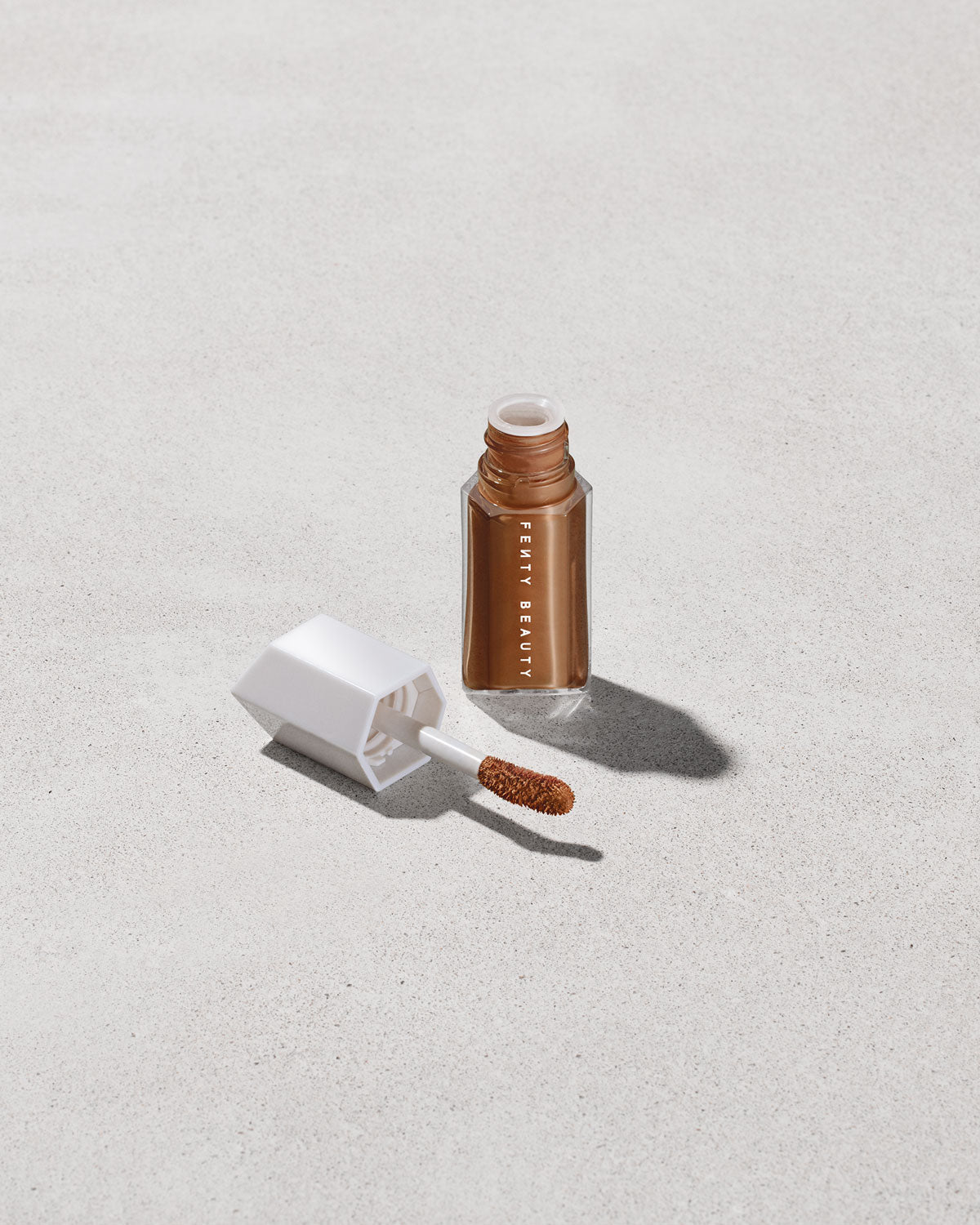 WE'RE EVEN HYDRATING LONGWEAR CONCEALER - fenty glowup