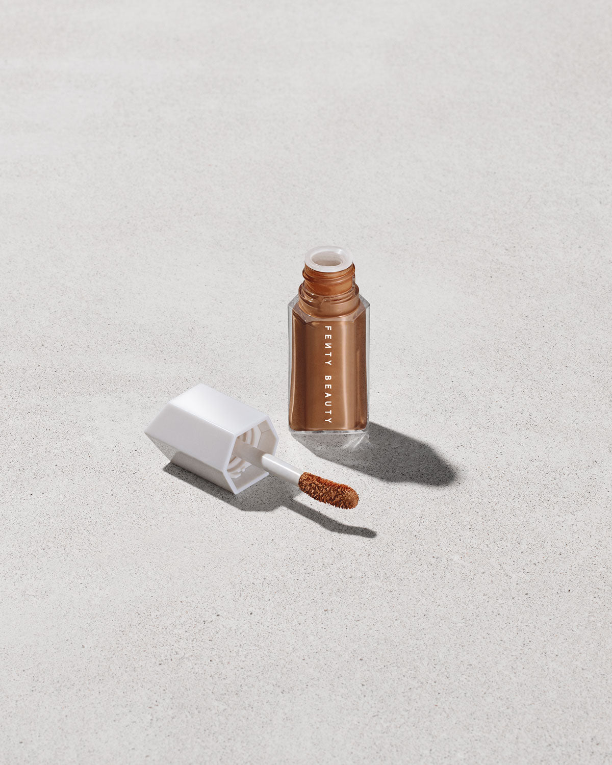 WE'RE EVEN HYDRATING LONGWEAR CONCEALER - fenty glowup